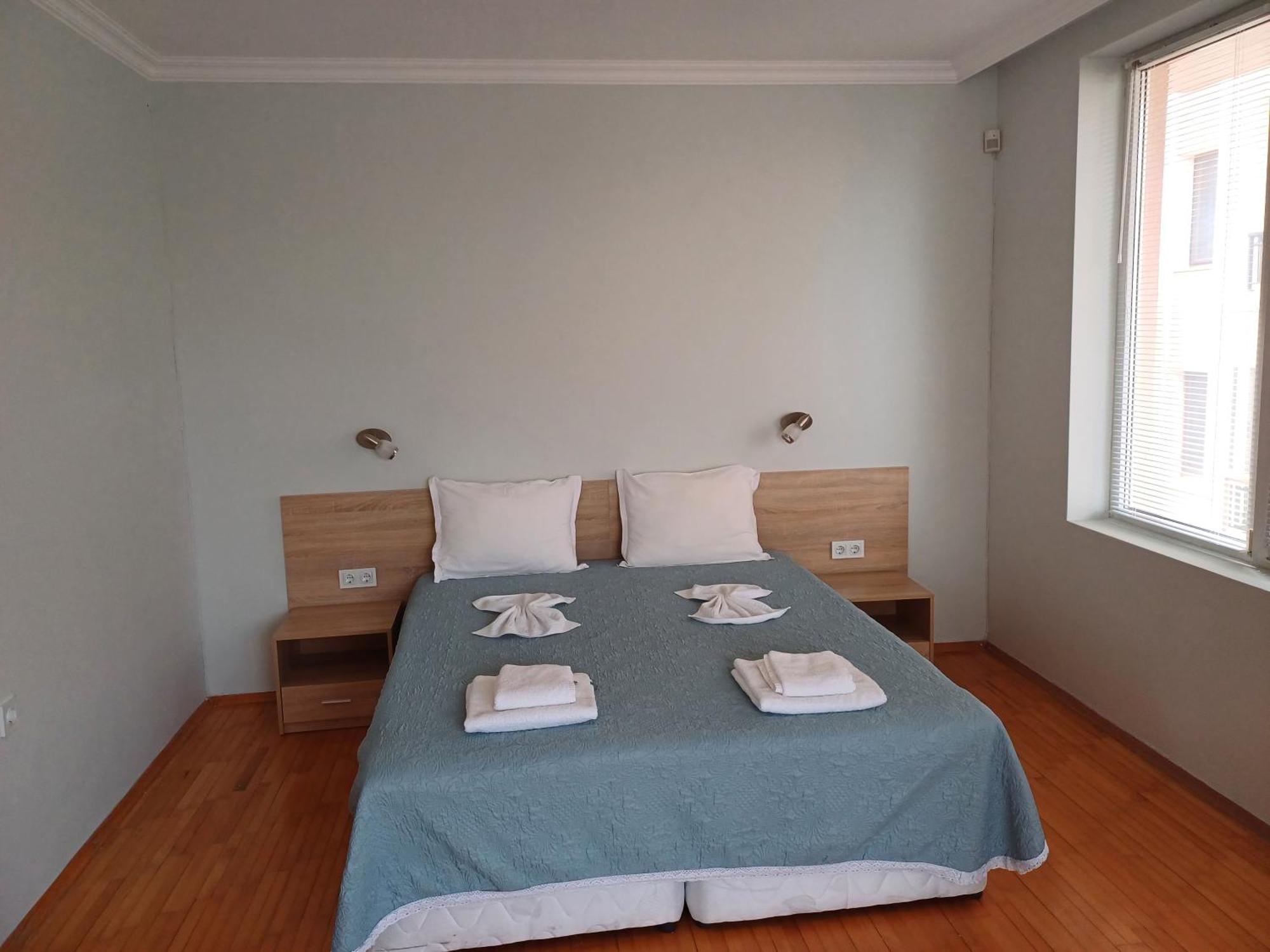 Guest Rooms Deva Burgasz Kültér fotó